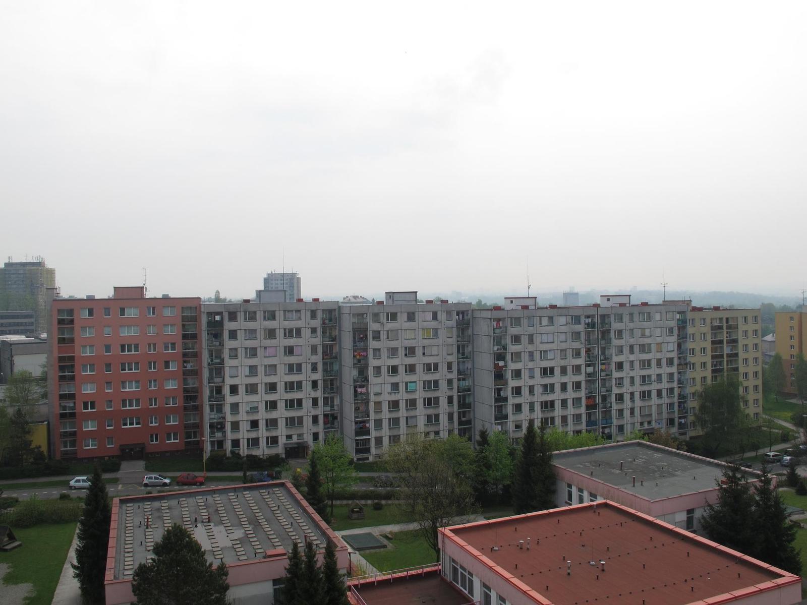 Profi kompakt nebo low-end zrcadlovka?