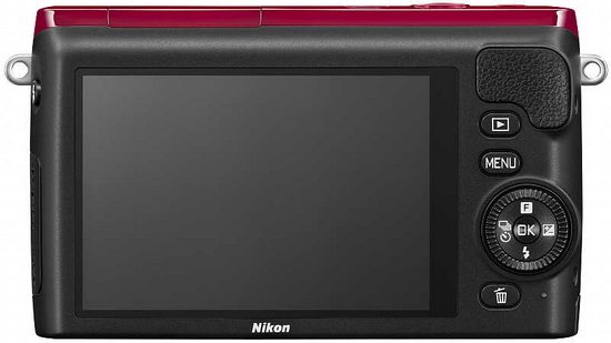 Nikon uvedl nový CSC fotoaparát 1 S2