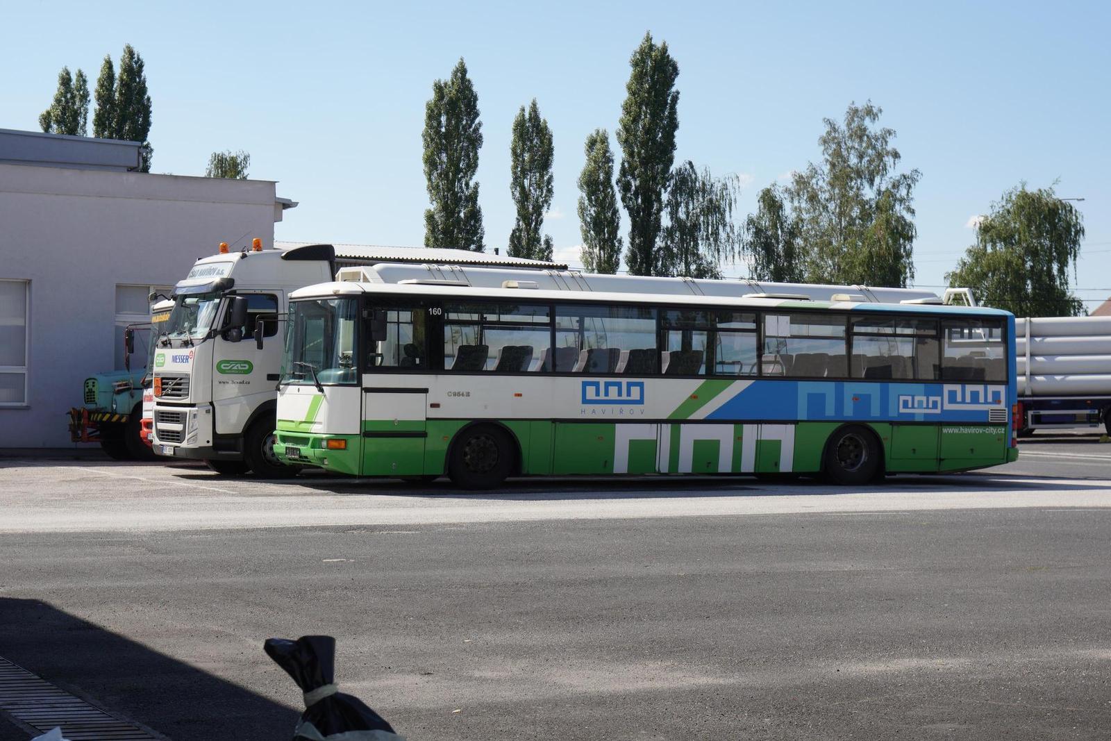 Sony Carl Zeiss Vario-Tessar T* 16-70mm F4 OSS (SEL1670Z)