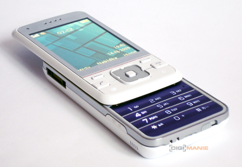 Sony Ericsson C903: kamarád se Sluncem