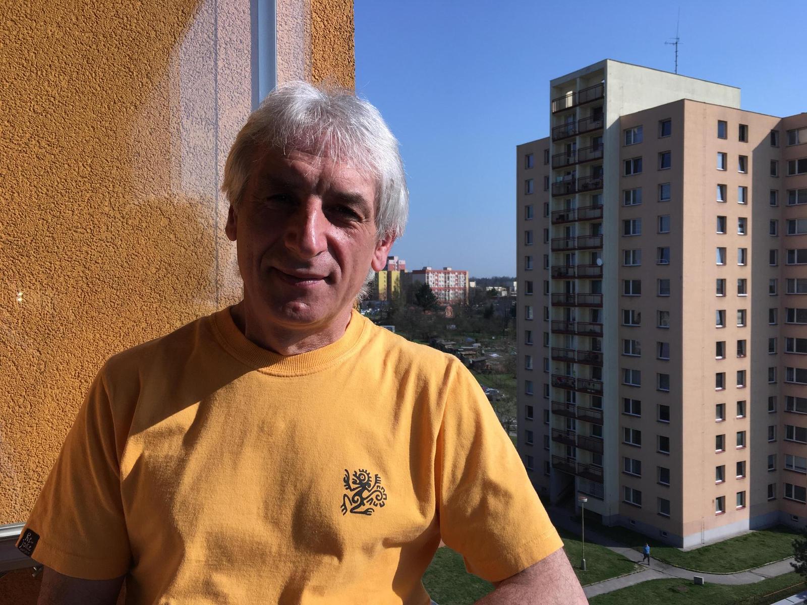 Apple iPhone SE: kompaktní silák