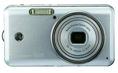 General Imaging E1235: 12 megapixelů v kompaktním těle