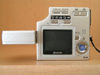 Kyocera SL300R: tenký elegán s rychlým procesorem