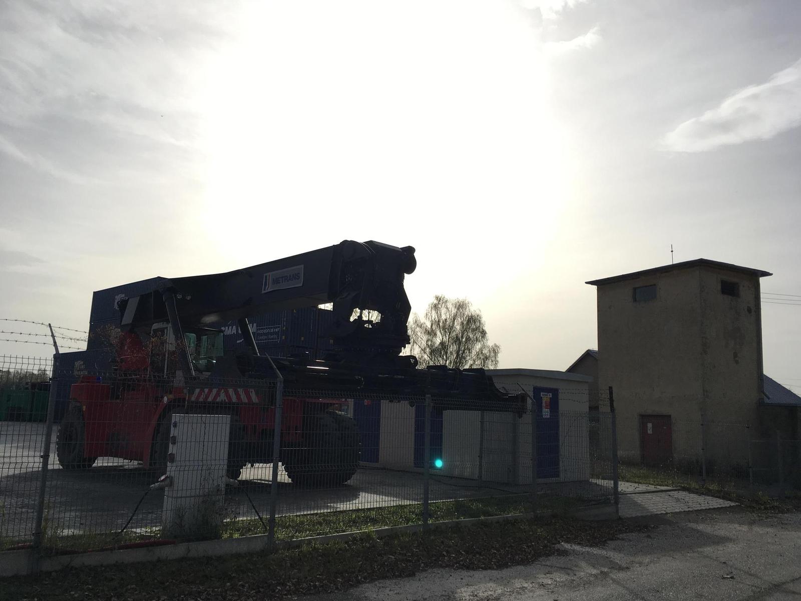 Apple iPhone SE: kompaktní silák