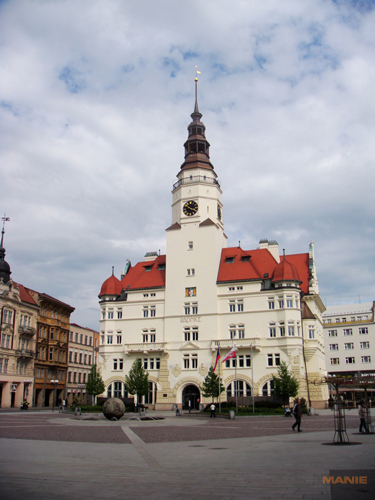 Sony DSC-T300: stylových 10 MPx s dotykovým LCD