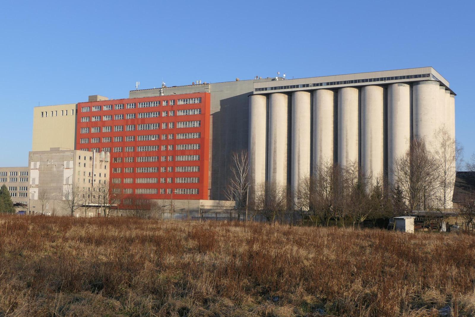 Panasonic Lumix FZ2000: ultrazoom nebo profi kamera?