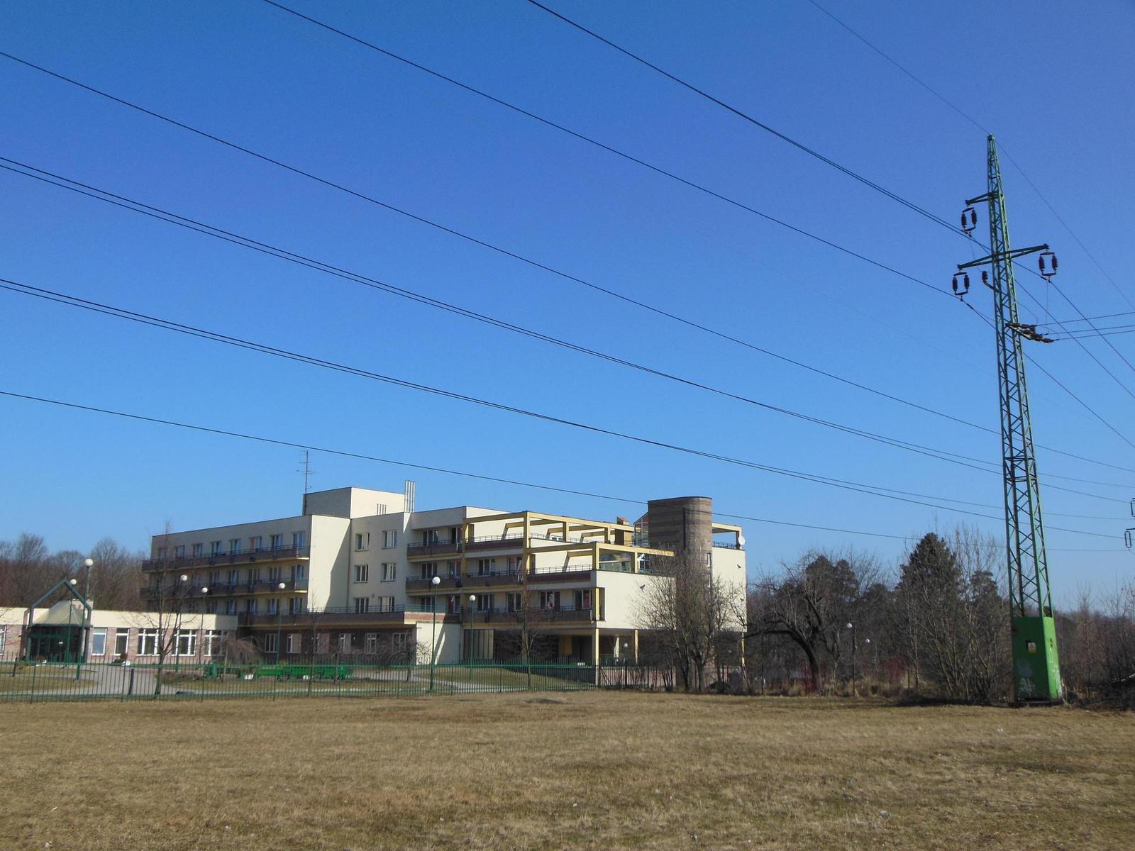 Nikon Coolpix S6300: vlk v rouše beránčím