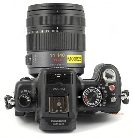 Panasonic Lumix GH2: Micro 4/3 v útoku