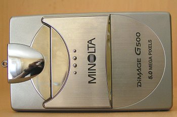 G500: rychlý pětimegapixel se dvěma sloty