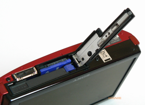 Sony DSC-T300: stylových 10 MPx s dotykovým LCD