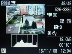 Canon PowerShot A1000 IS: ve stínu předchůdce