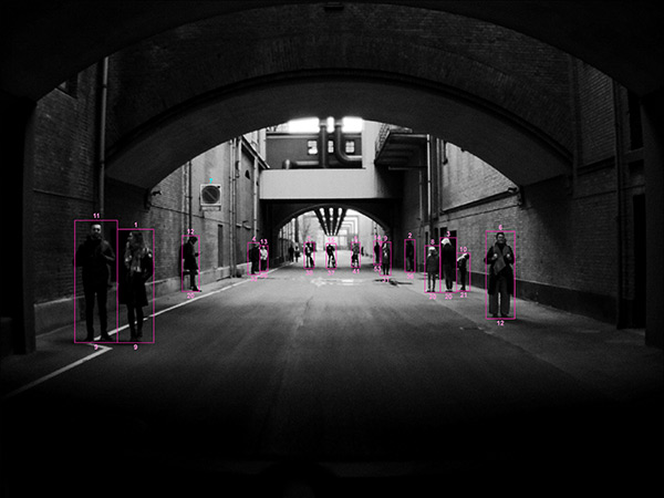 První výstava fotografií pořízených autem, Volvo XC60 jako foťák