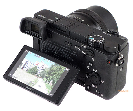 Sony A6300 (ILCE-6300): technologický extrémista
