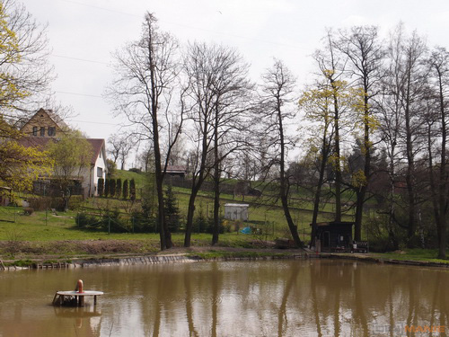 Olympus XZ-1: trefa do černého