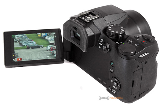 Panasonic Lumix FZ300: opět na špici