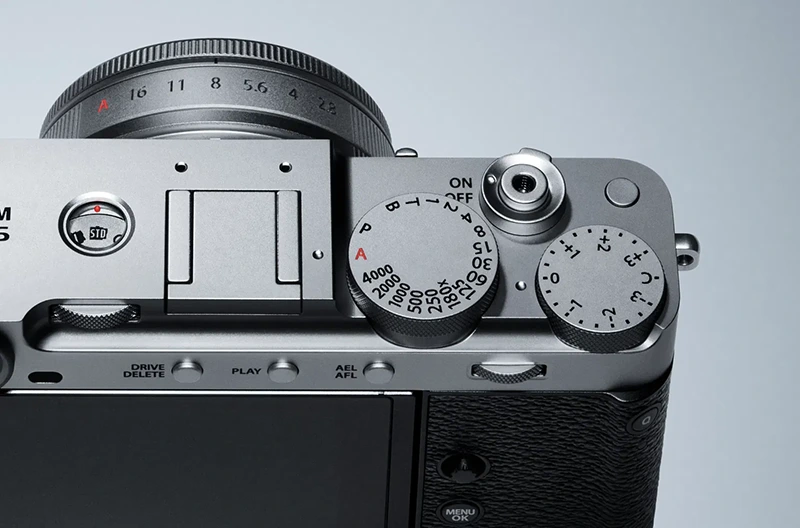 Kompaktní Fujifilm X-E5 dostává 40MPx snímač a 6.2K video