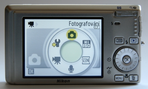 Nikon Coolpix S500: malý, ale výkonný