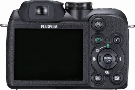 Fujifilm uvedl inovovaný 12× ultrazoom FinePix S1500