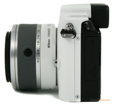 Nikon 1 V1: rychlejší než blesk