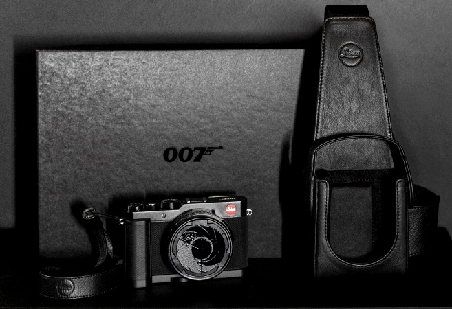 Kompaktní Leica D-Lux 7 007 Edition pro fanoušky Jamese Bonda