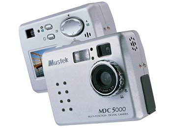 Pětimegapixel za pět tisíc