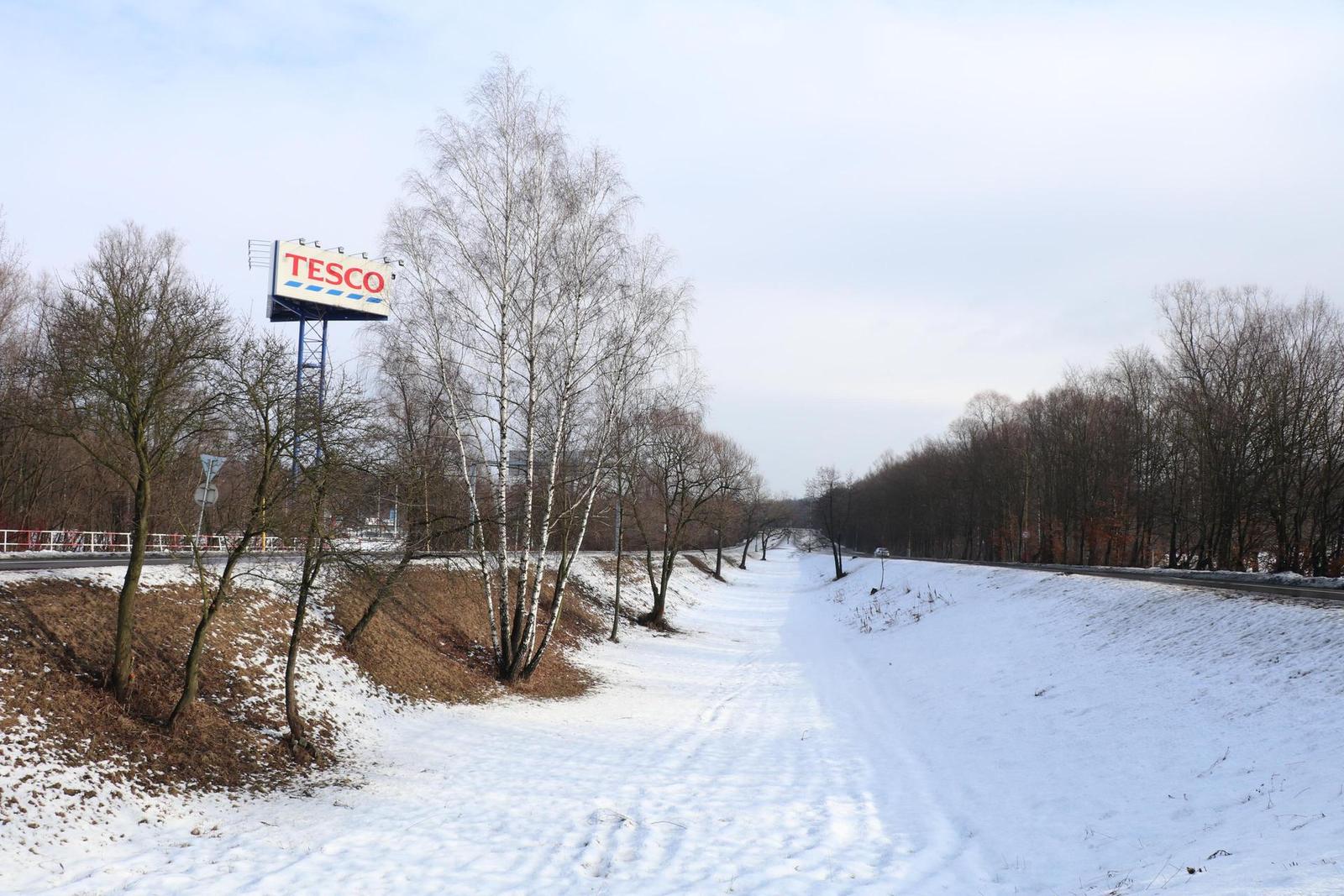 Canon EF-S 18-135mm f/3.5-5.6 IS Nano USM