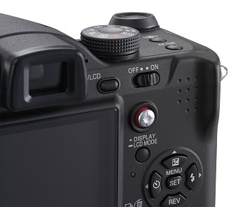 Nástupce úspěšného Lumixu FZ5 je tady!
