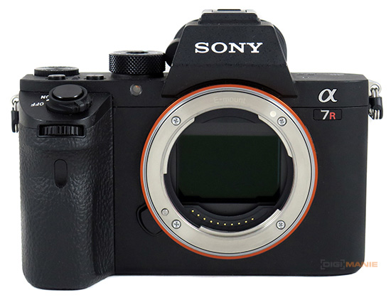 Sony A7R II (ILCE-7RM2): detaily na druhou