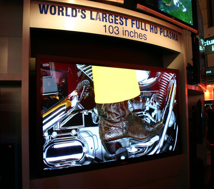 Největší plazmová obrazovka na světě má 103"