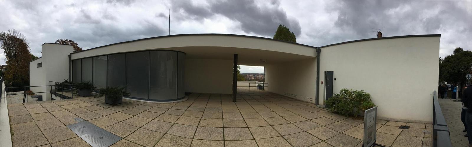 Apple iPhone SE: kompaktní silák