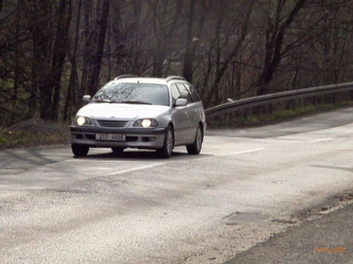 Olympus SP-570UZ: uspěje první 20× ultrazoom v testu?