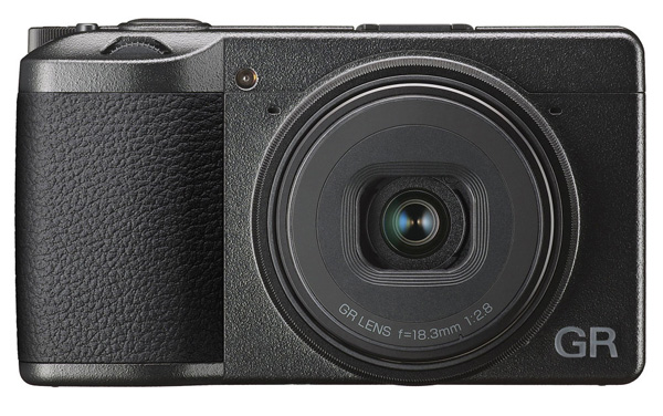 Ricoh GR III s APS-C čipem dostává nový 28mm objektiv
