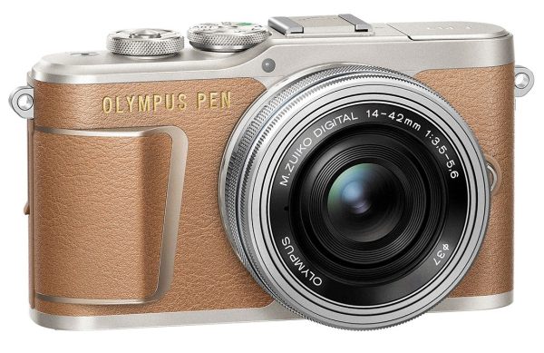 Olympus PEN E-PL9 přináší 4K video i interní blesk