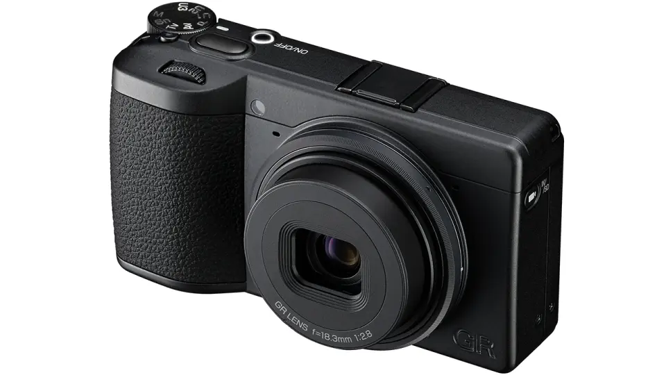 Ricoh GR IV