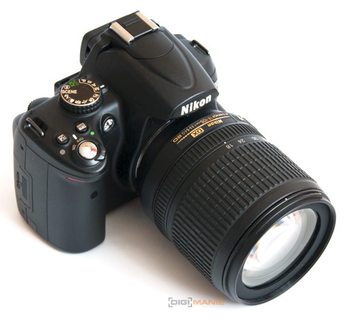 Nikon D5000: nadmíru šikovná zrcadlovka