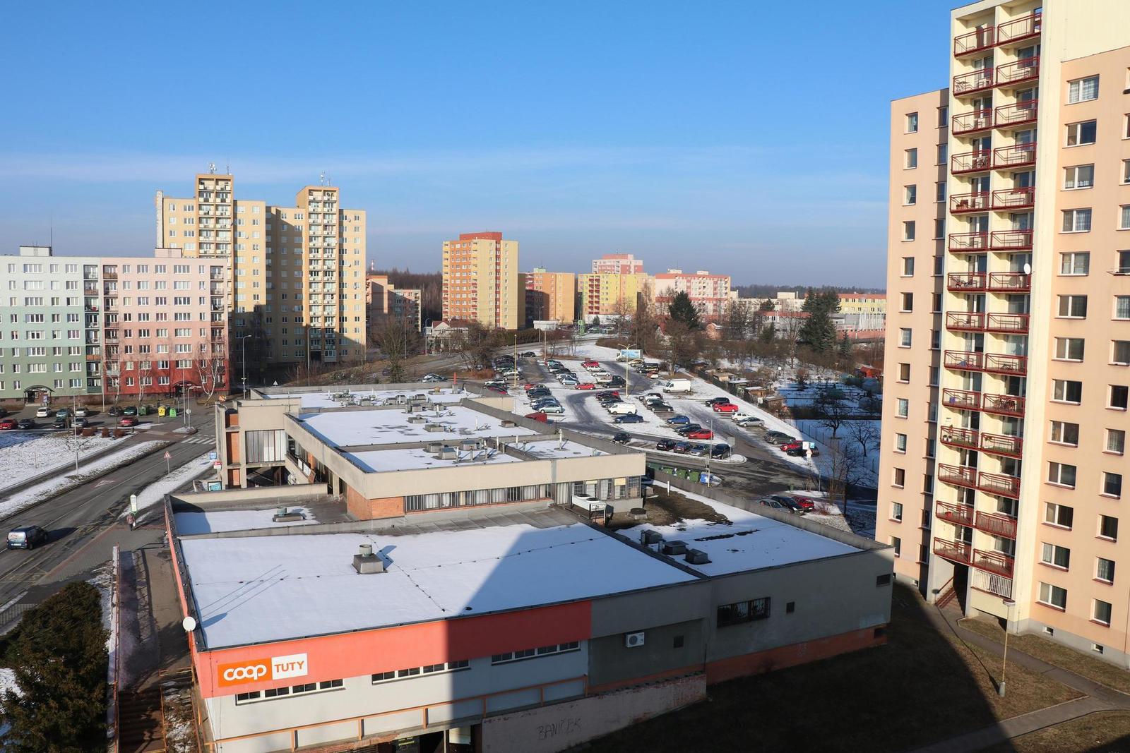 Canon EF-S 18-135mm f/3.5-5.6 IS Nano USM