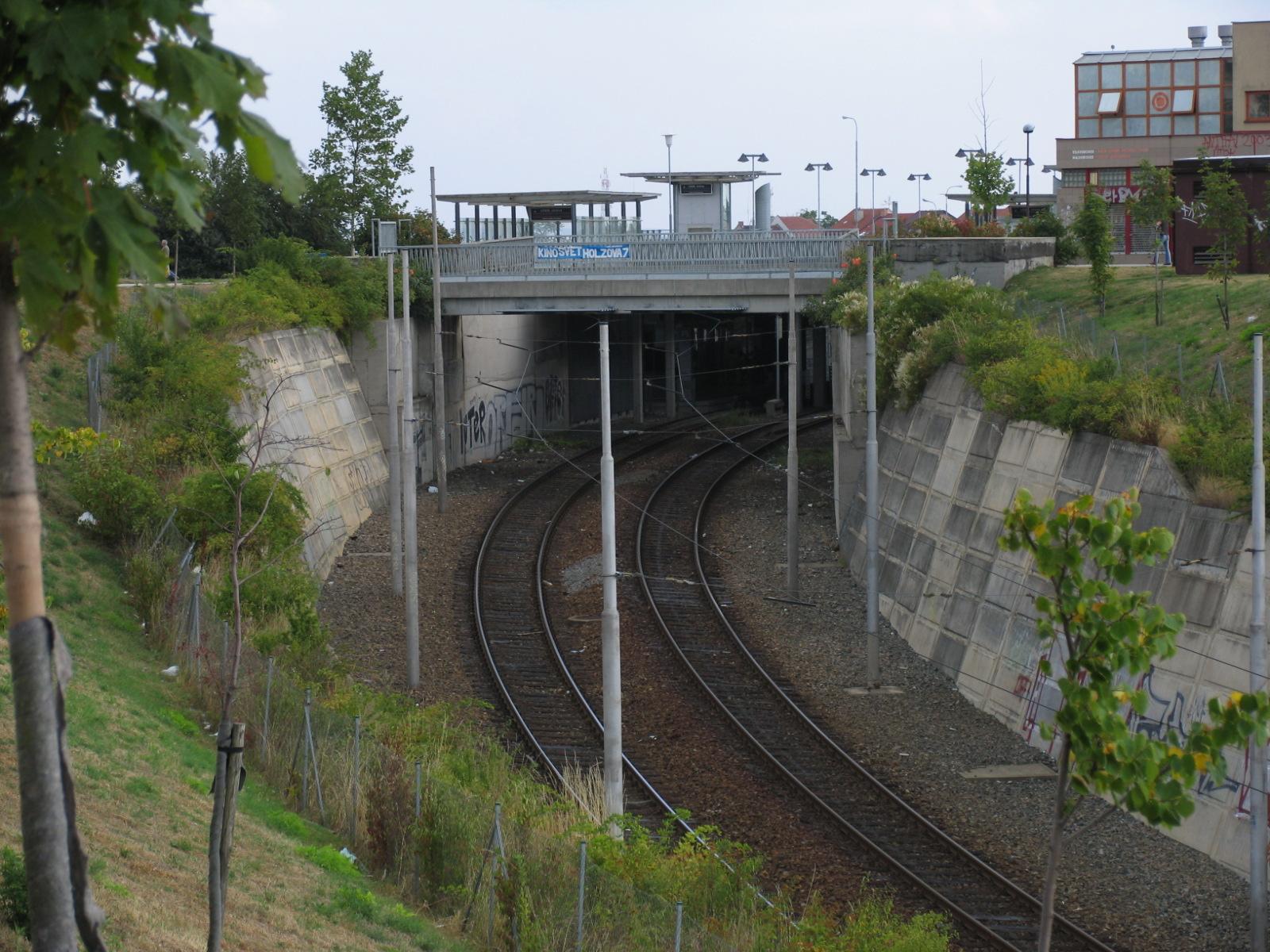 Canon PowerShot Pro1: Těžký profík