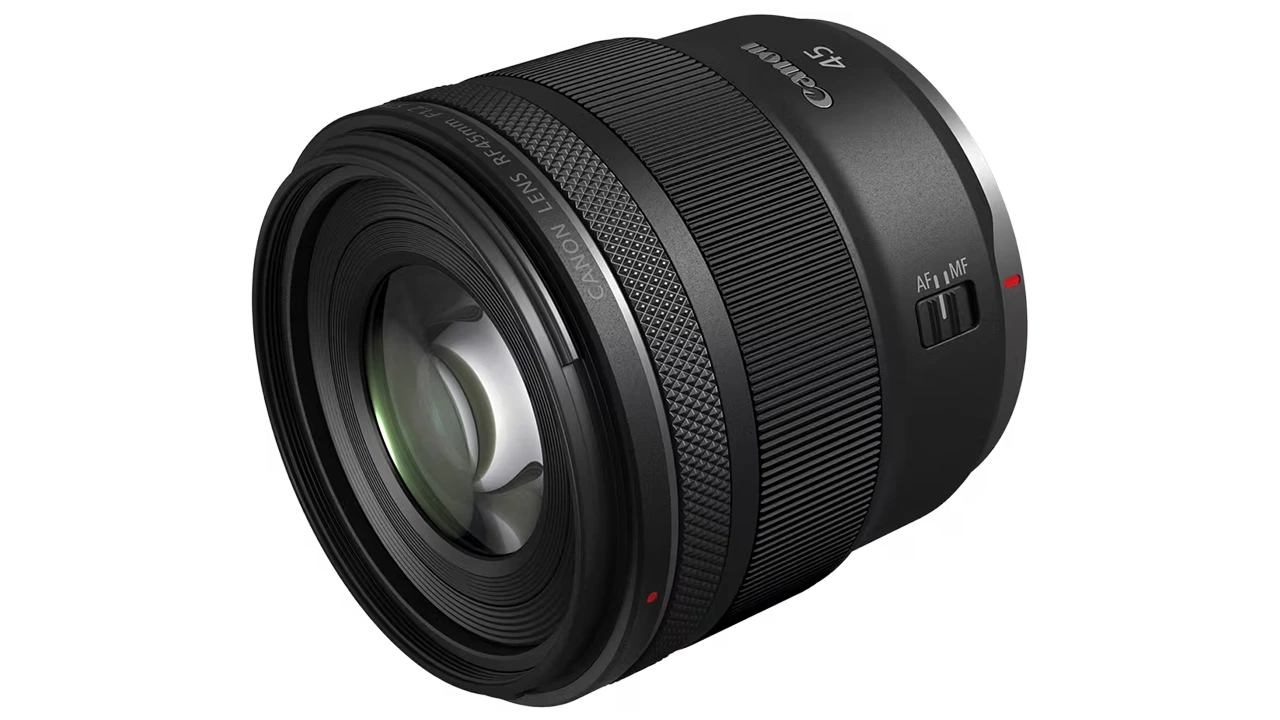 Canon uvádí RF 45mm f/1.2 STM, světelný a překvapivě levný objektiv