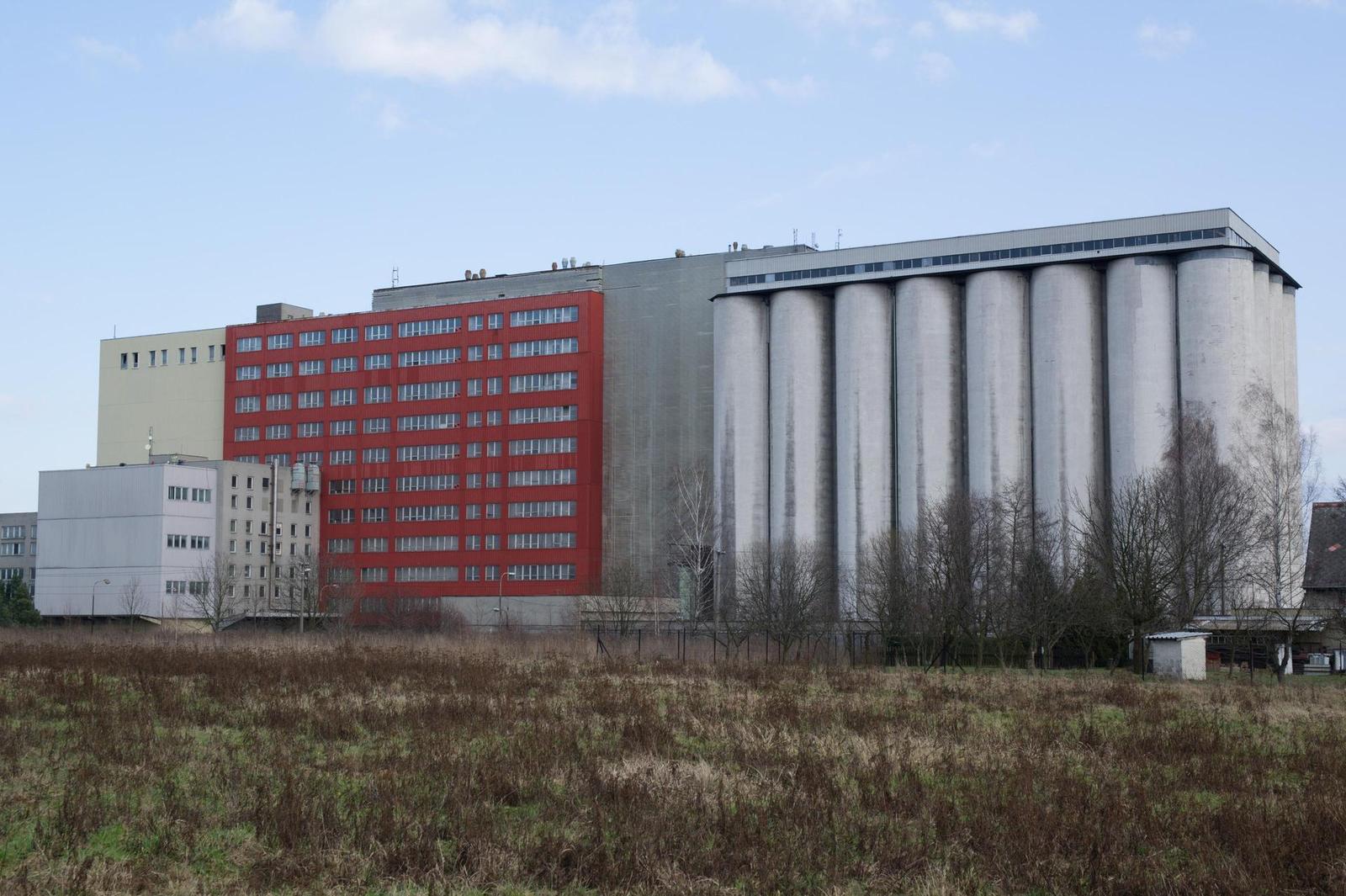 Srovnání po 6 letech, APS Samsung 14,6 MPx vs 28 MPx