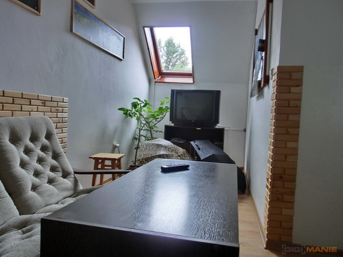 Casio EXILIM ZR100: kapesní formule