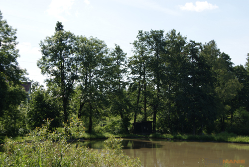 Sony Alpha A230: nejlevnější z nového trojlístku