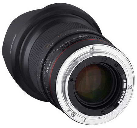 Objektiv Samyang 35mm f/1.4 pro Canon s podporou AE