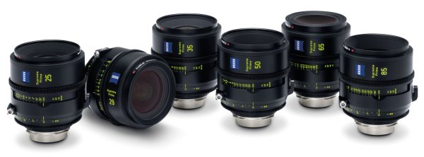 Zeiss uvedl profesionální video objektivy Supreme Prime
