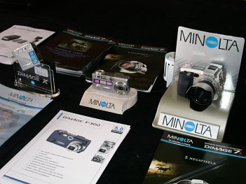 Pět milionů od Minolty!