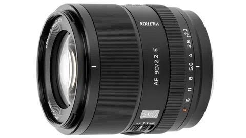 Viltrox představuje objektiv AF 90mm F2.2 EVO pro APS-C