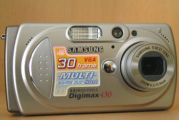 Digimax 430: malý snadno ovladatelný čtyřmegapixel