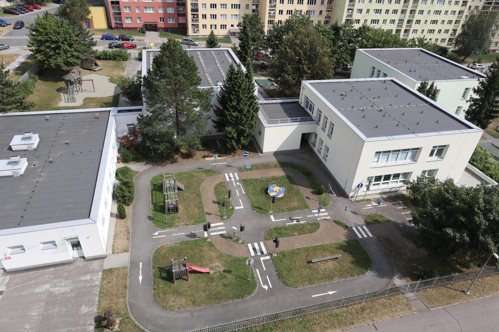 Canon EF-M 15-45mm f/3.5-6.3 IS STM