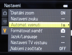 Nikon Coolpix S9100: rudý bojovník