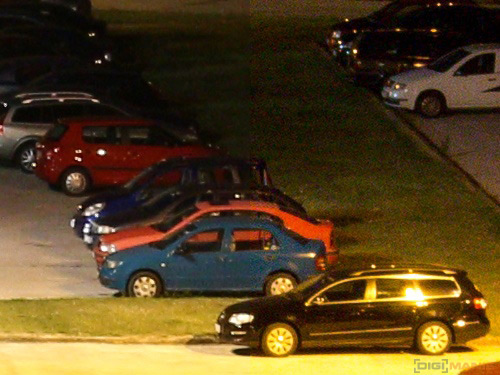 Canon EOS 700D: dotykový hybrid