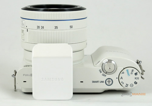 Samsung NX1000: sněhobílý bezdrát